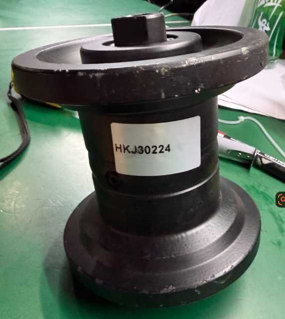 Bottom Roller 772441-37300-2 for Yanmar Excavator VIO35 VIO35-1 VIO35-2 VIO35-3 VIO35-5 VIO35-6A VIO27-5B