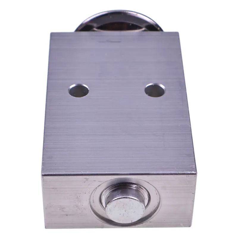 Expansion Valve 1911505422 for Takeuchi Excavator TB135 TB138FR TB145 TB175 TB180FR Loader TL10 TL12 TL130 TL150 TL220