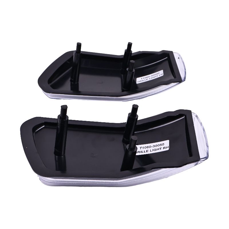 Grille Light Lens T1060-30040 T1060-30050 for Kubota Tractor L3130DT L3130F L3830F L3830GST L4330HST L4630DT L5030HST