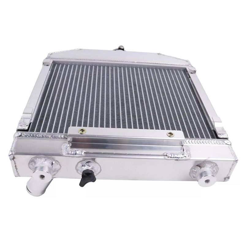 Radiator 15553-72060 for Kubota Tractor B6100 B7100 B6100HST-D B7100HST-D